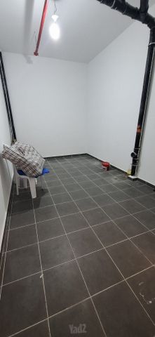 שדרות אריה תגר 17