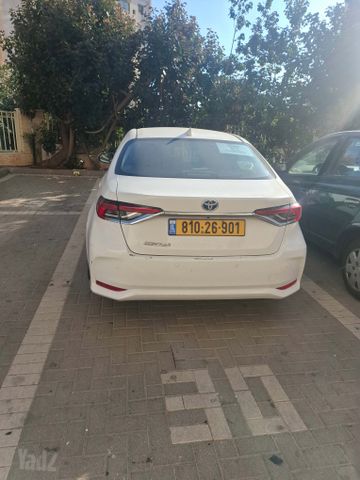 קורולה Sun היברידי אוט׳ 1.8 (98 כ״ס)