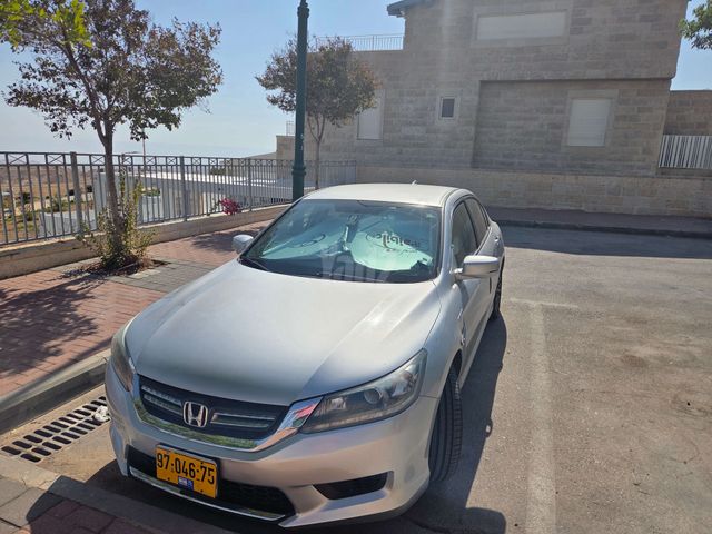 מודעת רכב הונדה אקורד