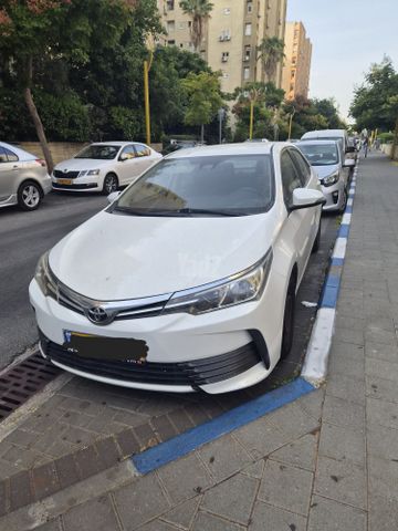 מודעת רכב טויוטה קורולה