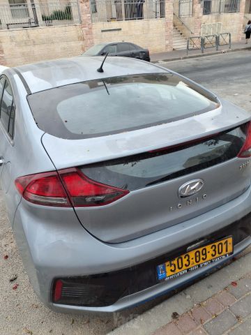מודעת רכב יונדאי איוניק
