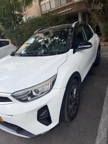 מודעת רכב קיה סטוניק