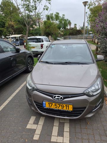 מודעת רכב יונדאי i20