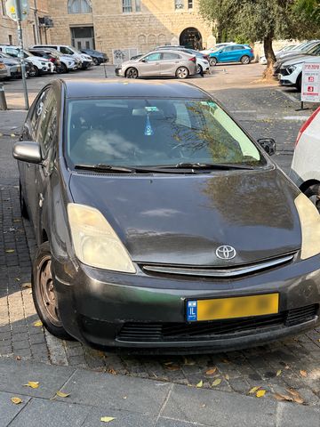 מודעת רכב טויוטה פריוס