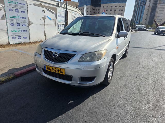 מודעת רכב מאזדה MPV