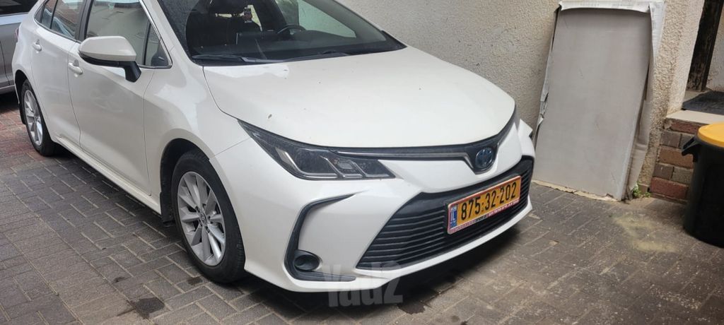 מודעת רכב טויוטה קורולה