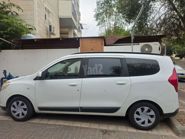 מודעת רכב דאצ'יה לודג'י