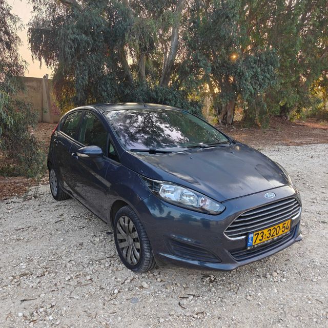 מודעת רכב פורד פיאסטה