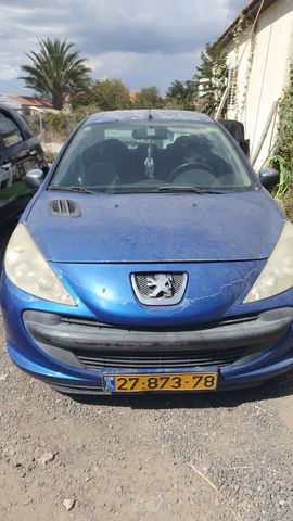 206 Urban ידני 1.4 (73 כ״ס)