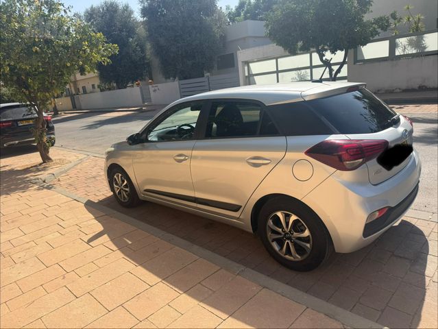 מודעת רכב יונדאי i20