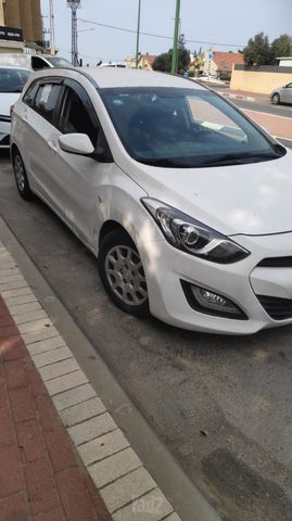 מודעת רכב יונדאי i30