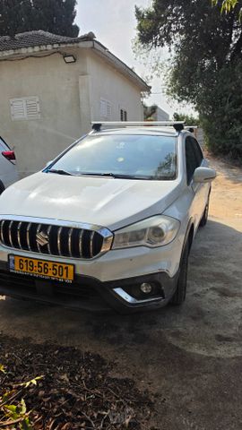 מודעת רכב סוזוקי קרוסאובר