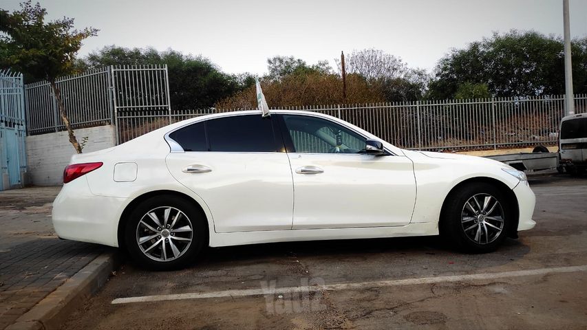 מודעת רכב אינפיניטי Q50