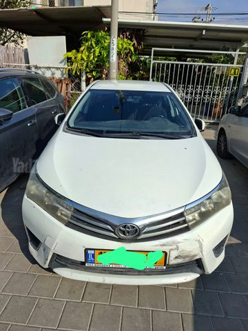 מודעת רכב טויוטה קורולה