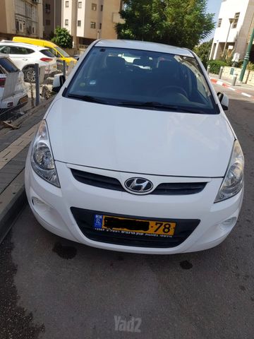 מודעת רכב יונדאי i20