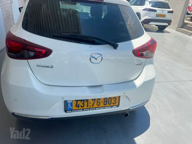 מודעת רכב מאזדה 2