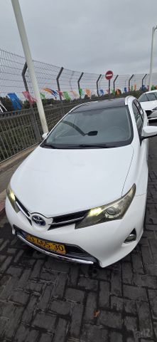 אוריס Ts Skyview היברידי אוט׳ 1.8 (99 כ״ס) [2012-2014]