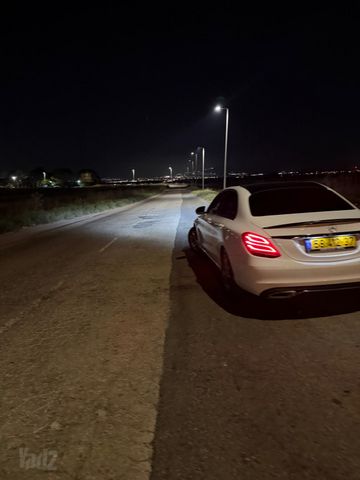 מודעת רכב מרצדס-בנץ C-class