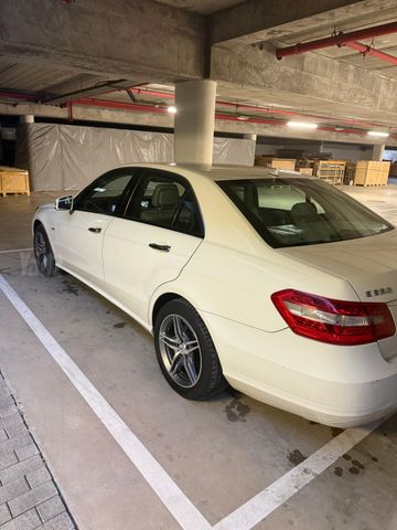 מודעת רכב מרצדס-בנץ E-class