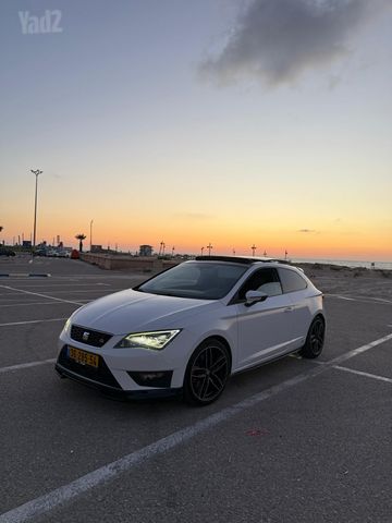 מודעת רכב סיאט לאון