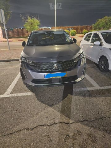 מודעת רכב פיג'ו 5008