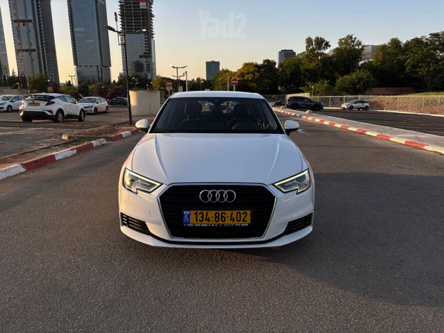 מודעת רכב אאודי A3