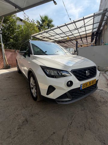 מודעת רכב סיאט ארונה
