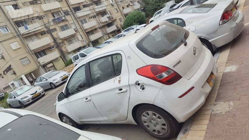 מודעת רכב יונדאי i20