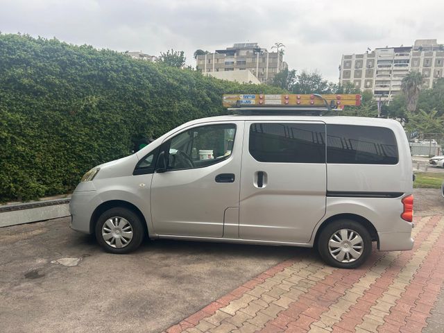 מודעת רכב ניסאן NV200
