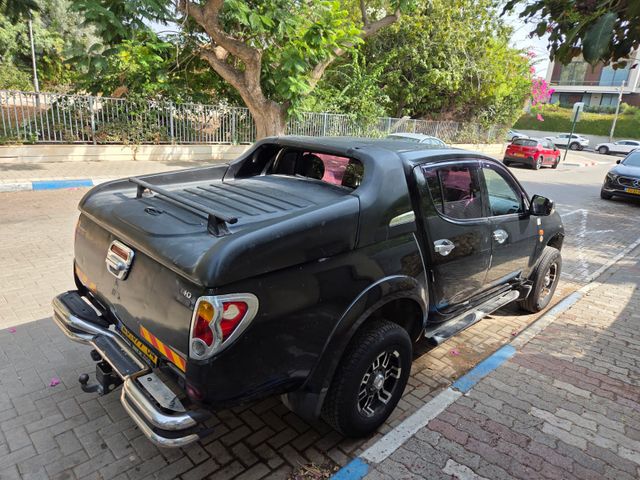 מודעת רכב מיצובישי טרייטון / L200