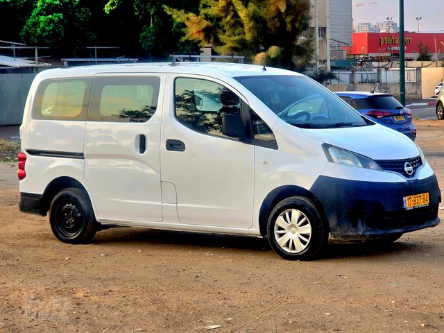 מודעת רכב ניסאן NV200