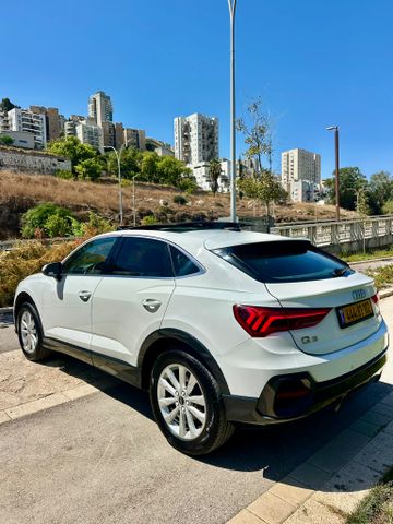 מודעת רכב אאודי Q3 1