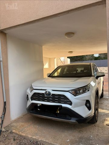 מודעת רכב טויוטה RAV4