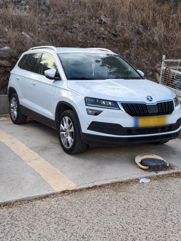 מודעת רכב סקודה קארוק