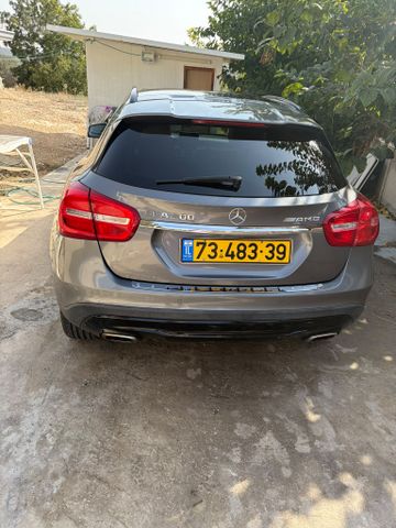 מודעת רכב מרצדס-בנץ GLA