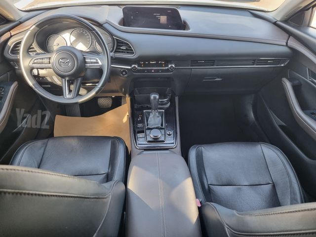 מודעת רכב מאזדה CX-30 1