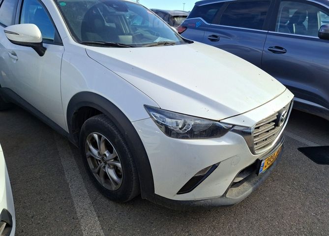 מודעת רכב מאזדה CX-3