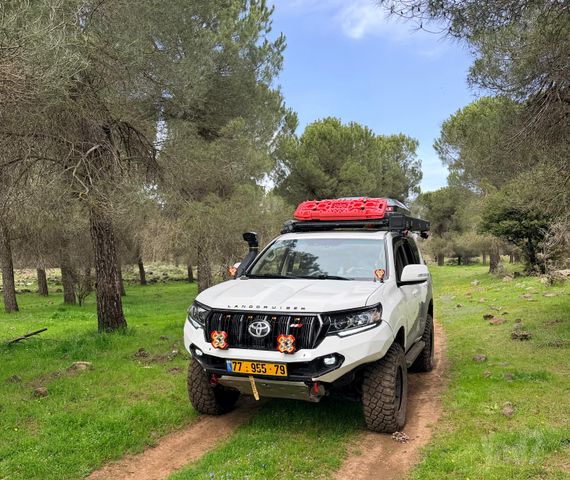 מודעת רכב טויוטה לנד קרוזר