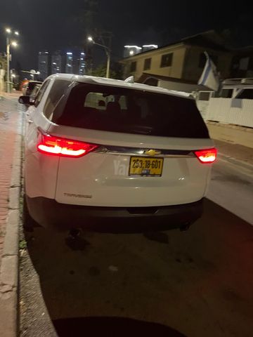 מודעת רכב שברולט טראוורס