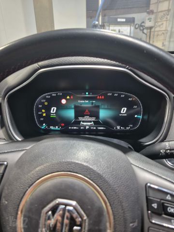 מודעת רכב אם ג'י EHS PHEV