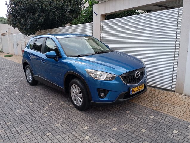 מודעת רכב מאזדה CX-5 2