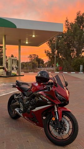 מודעת רכב הונדה CBR650R