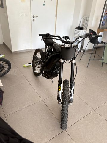 מודעת רכב סורון Light Bee X
