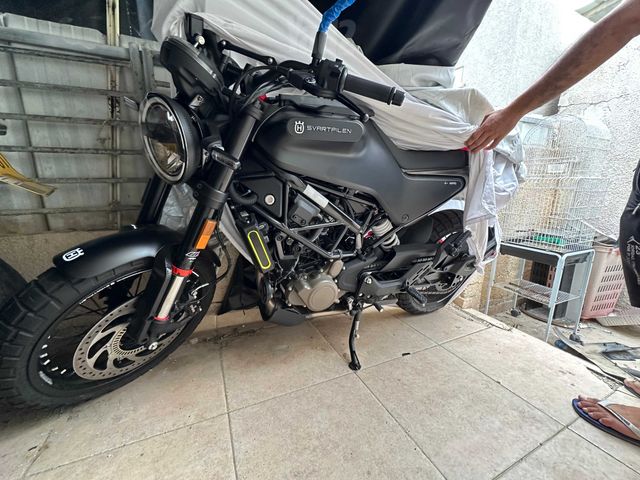 מודעת רכב הוסקוורנה SVARTPILEN 125