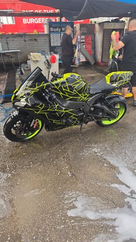 מודעת רכב קאוואסאקי נינג'ה ZX 10R