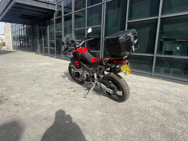 מודעת רכב אפריליה Aprilia Tuareg 660