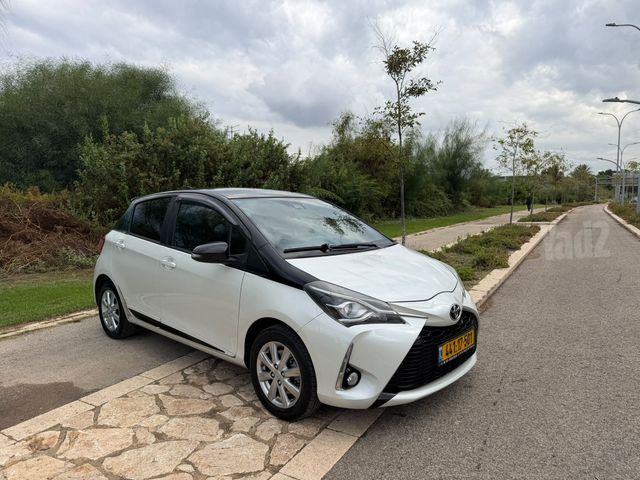 מודעת רכב טויוטה יאריס