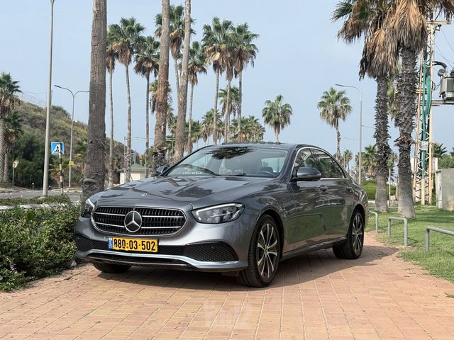 מודעת רכב מרצדס-בנץ E-class