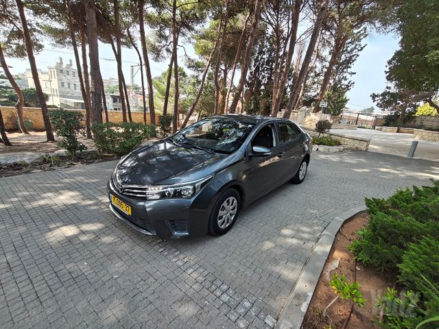 מודעת רכב טויוטה קורולה