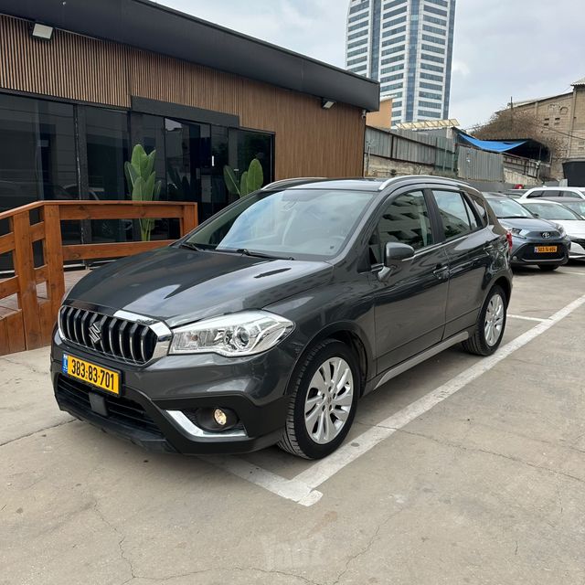 מודעת רכב סוזוקי קרוסאובר